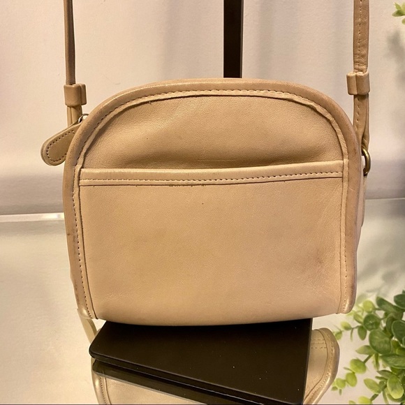 Coach Abbie Leather Crossbody White / Cream - Picture 2 of 10